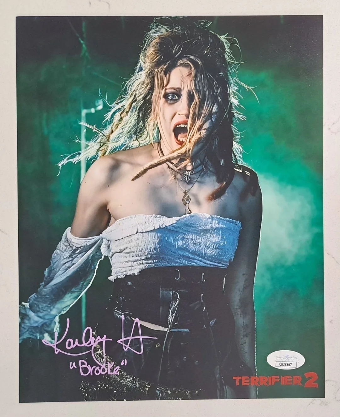 *KAILEY HYMAN as BROOKE* Signed/Inscribed Limited Terrifier 2 8x10 Photo JSA COA, image 2