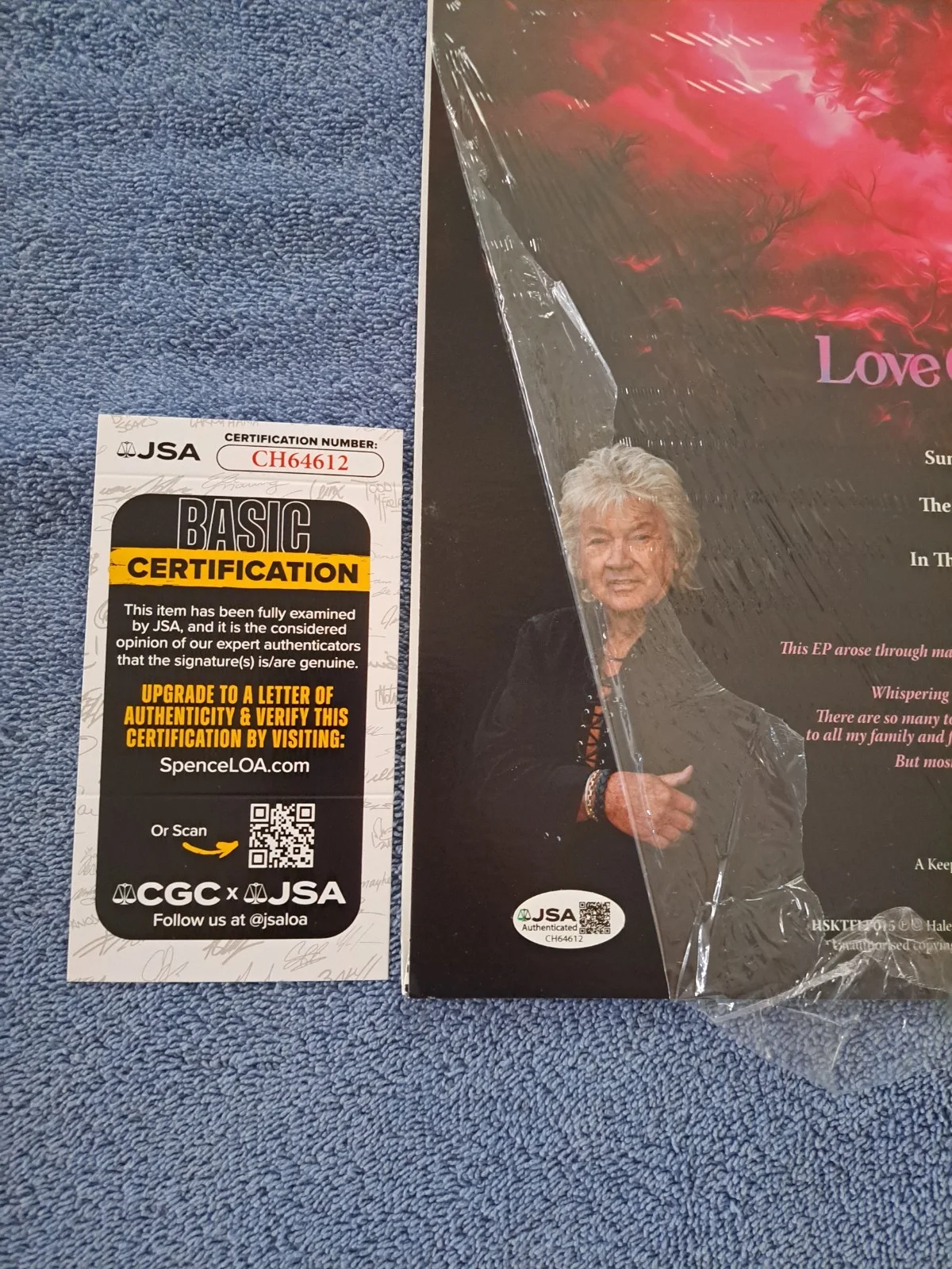 HALL OF FAMER JOHN LODGE OF THE MOODY BLUES SIGNED LOVE CONQUERS ALL VINYL JSA, изображение 3
