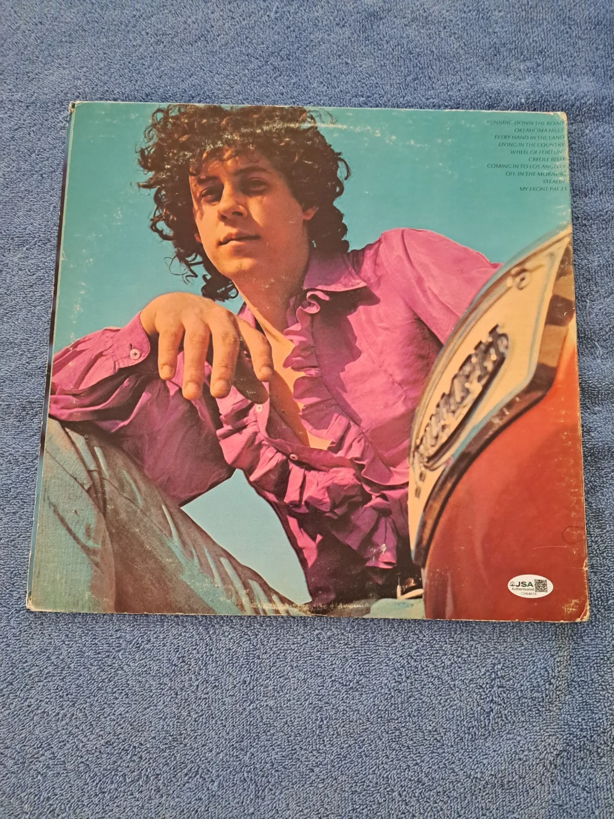 HENRY DILTZ SIGNED ARLO GUTHRIE RUNNING DOWN THE ROAD LP VINYL JSA COA, image 2