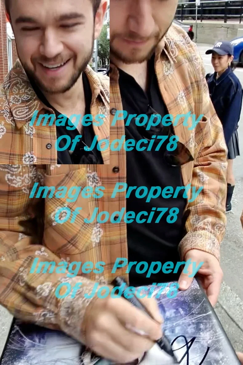 Zedd Anton Zaslavski DJ Producer Signed CLARITY Vinyl Album Record PROOF JSA COA, изображение 3