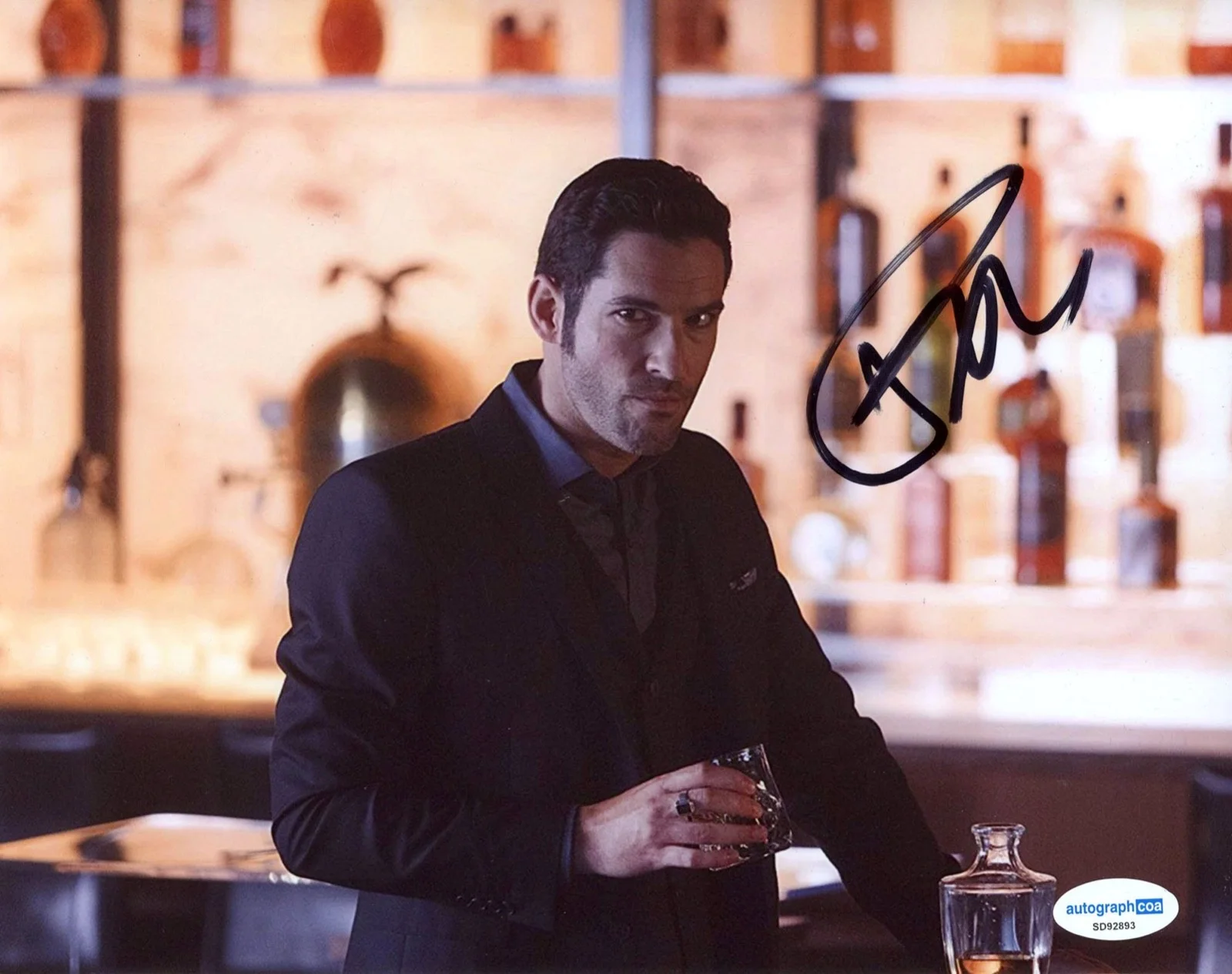 Tom Ellis — Tom Ellis signed "LUCIFER" 8x10 Photo EXACT PROOF b CIA Auto SEXY Hot ACOA COA, image 4