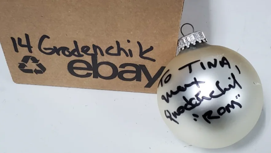 Star Trek Actors — Star Trek Hand Signed Xmas Tree Ornaments- Autograph, image 4
