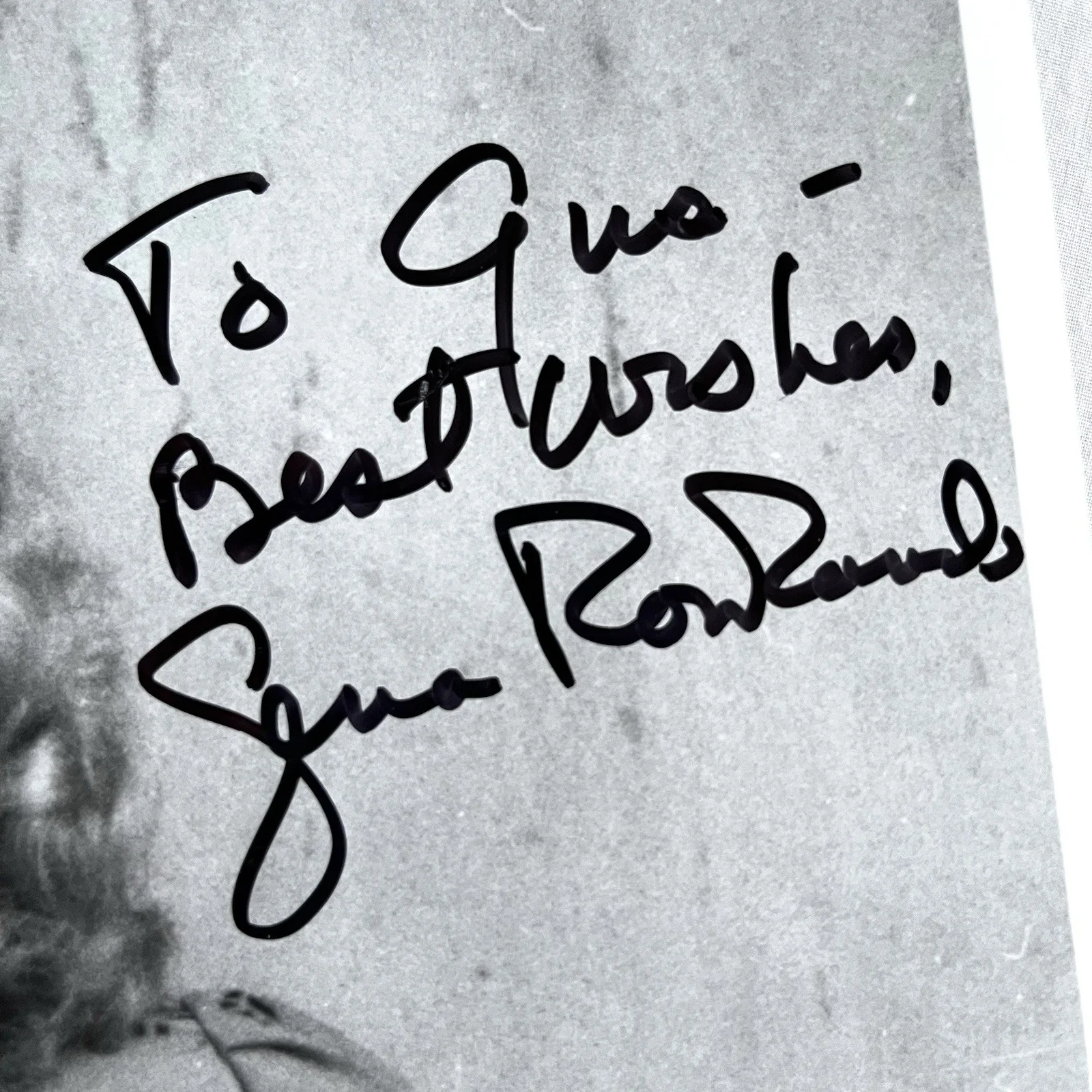 Gena Rowlands — Gena Rowlands 1980 Signed Autographed 8X10 Photo Gloria, image 2