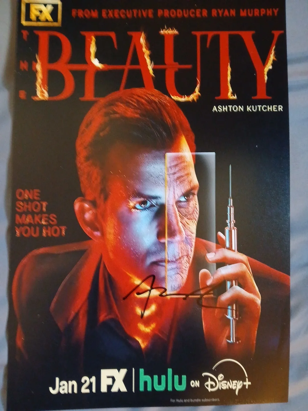 Ashton Kutcher — ASHTON KUTCHER 🔥( THE CORPORATION) Hand Signed THE BEAUTY 11x17 Photo 📸, изображение 2