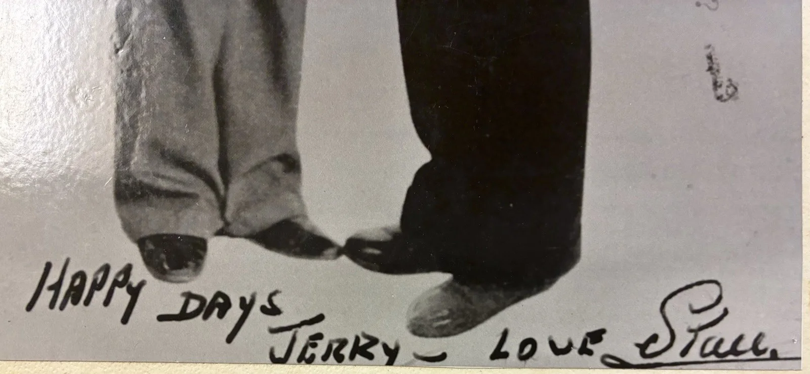 Stan Laurel — Signed photo of Laurel and Hardy to Jerry Lewis G2U, изображение 2