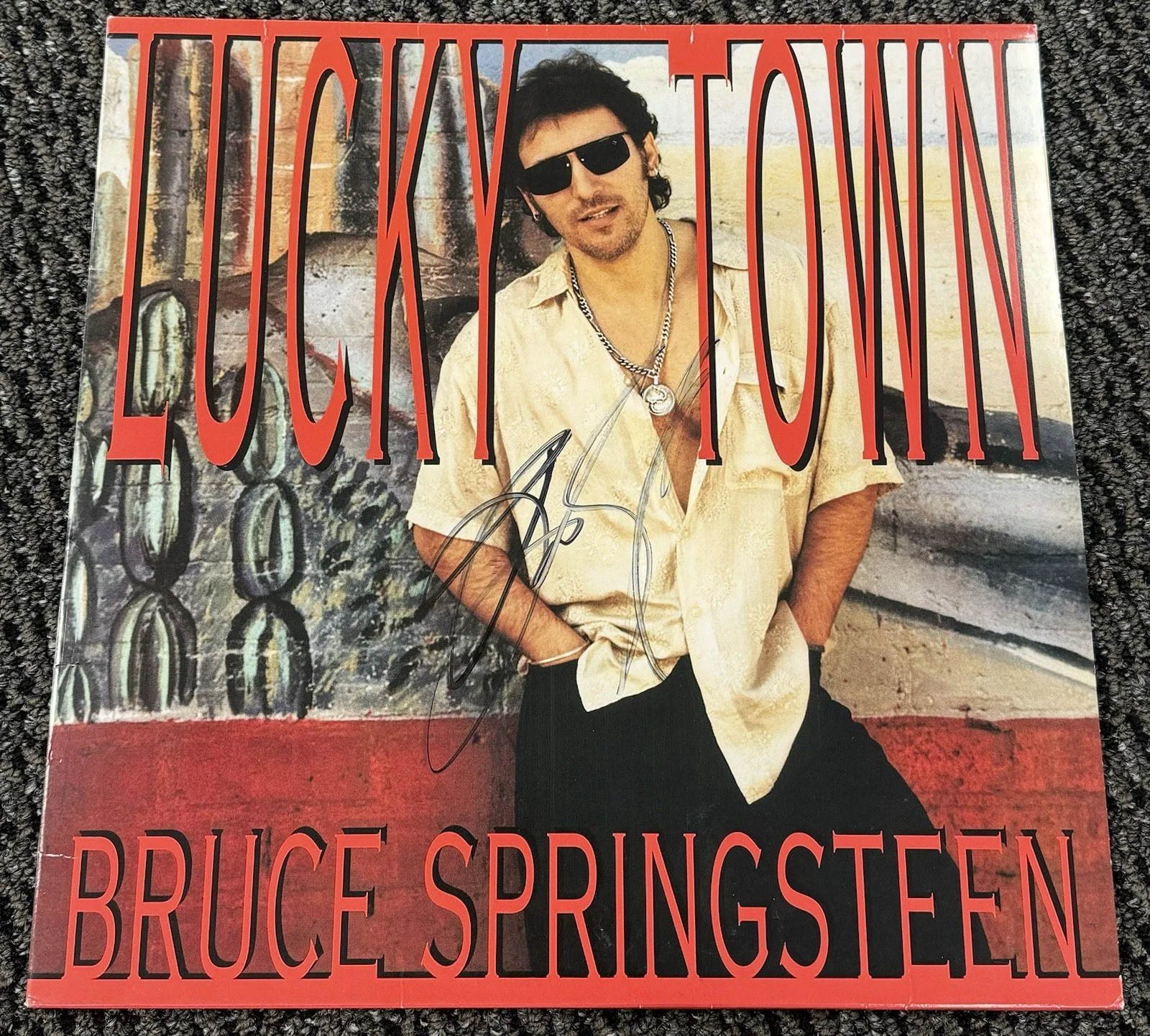 Bruce Springsteen Signed Autograph 1992 Lucky Town Album Vinyl Record JSA LOA, изображение 2