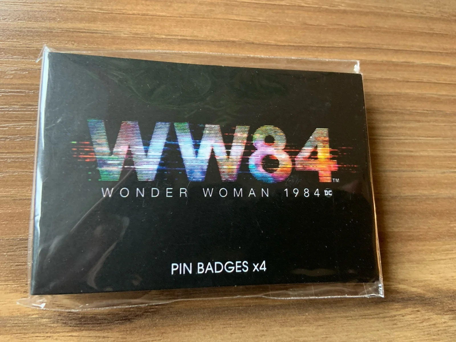 Dc Wonder Woman 1984 Rare Press Kit Premium Pins New, image 2
