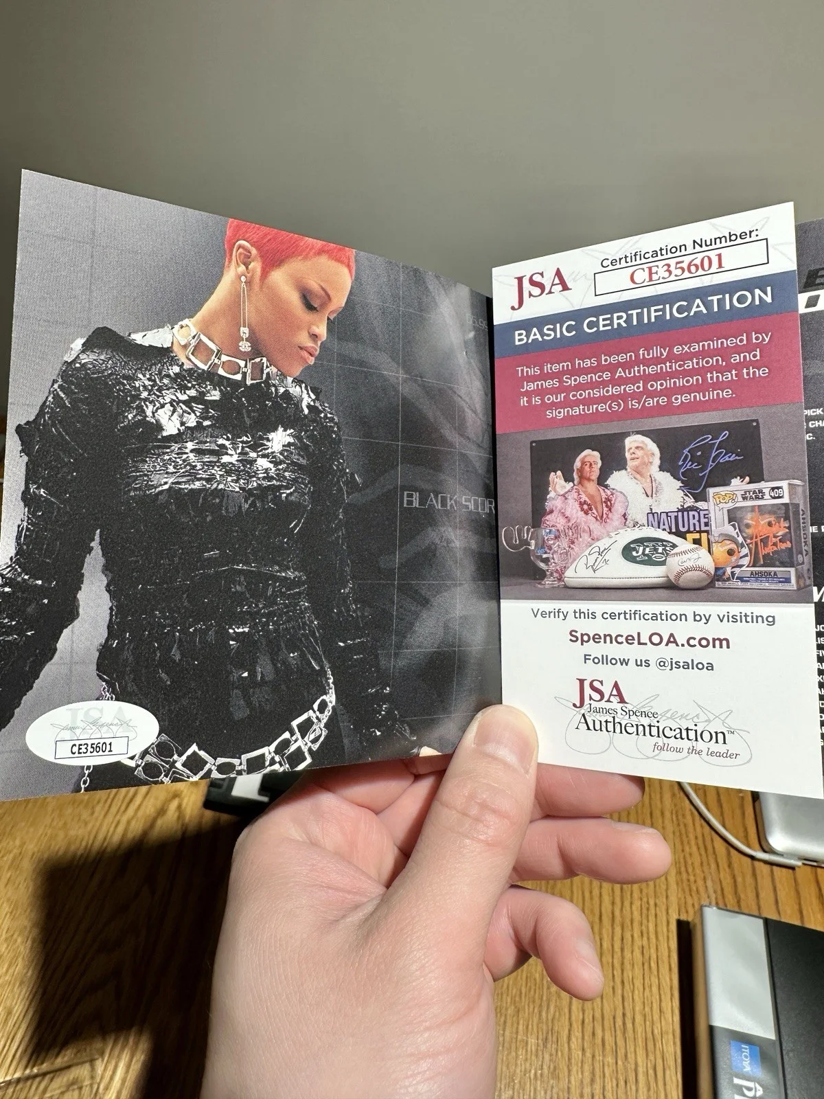 Eve Autograph Signed Scorpion Cd Cover JSA Dmx Hip-Hop Rap Ruff Ryders, изображение 3