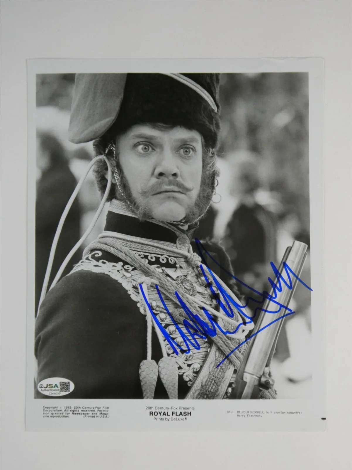 Malcolm McDowell — Malcolm McDowell Signed 8x10 Promo Photo Royal Flash Autographed JSA COA, image 2