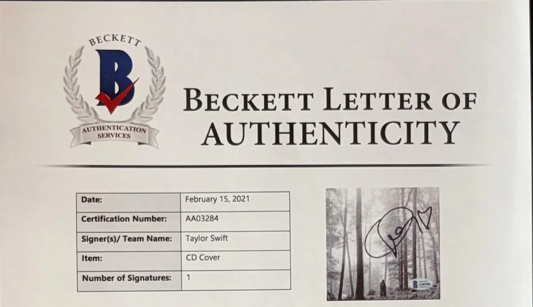 Taylor Swift — TAYLOR SWIFT SIGNED AUTOGRAPHED CD COVER FOLKLORE SHAKE IT OFF BECKETT HEART, image 5