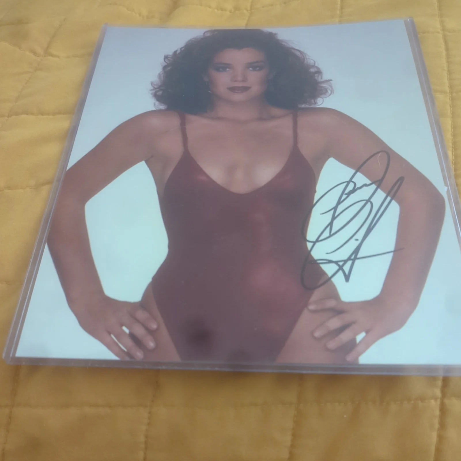 Claudia Christian — CLAUDIA CHRISTIAN Signed Autographed 8x10 Photo Letter of Authenticity, image 4