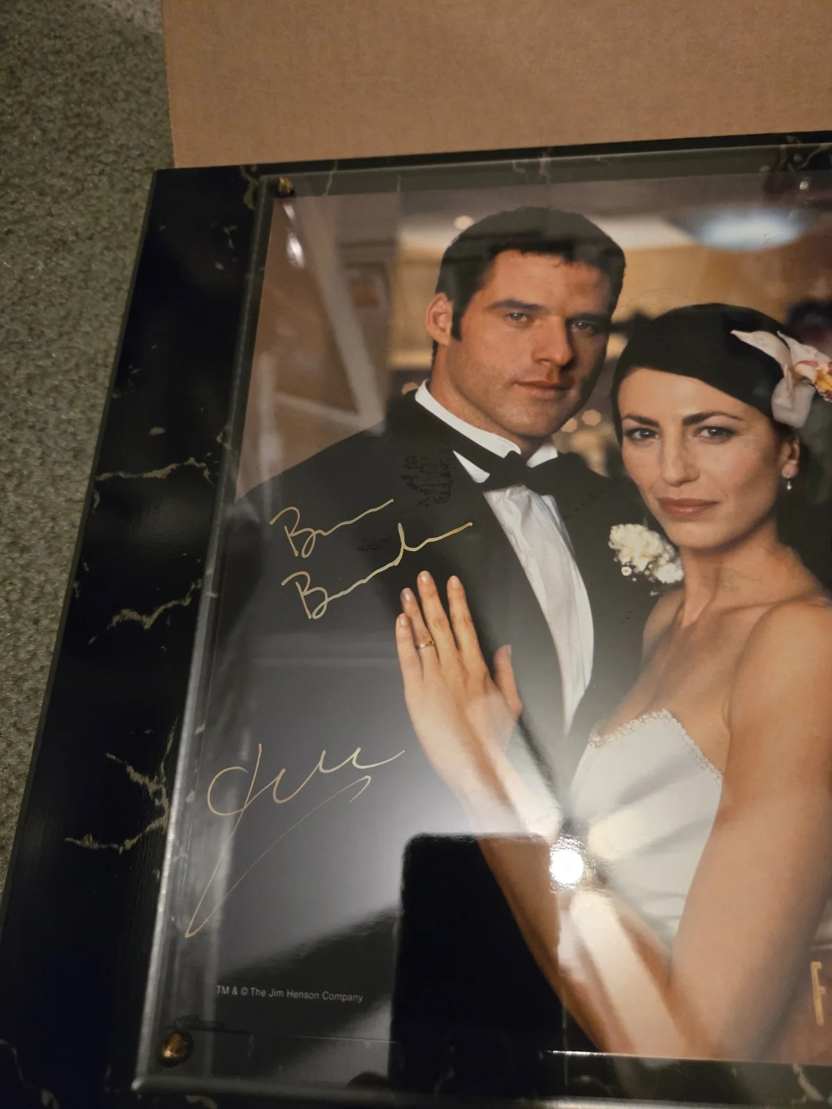 Claudia Black, Ben Browder — 2000 Farscape Signed Claudia Black & Ben Browder Wedding 8x10 Photo Plaque w COA, изображение 4