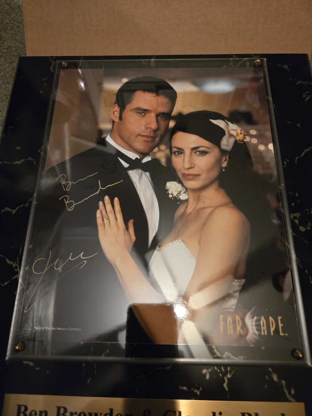 Claudia Black, Ben Browder — 2000 Farscape Signed Claudia Black & Ben Browder Wedding 8x10 Photo Plaque w COA, изображение 5