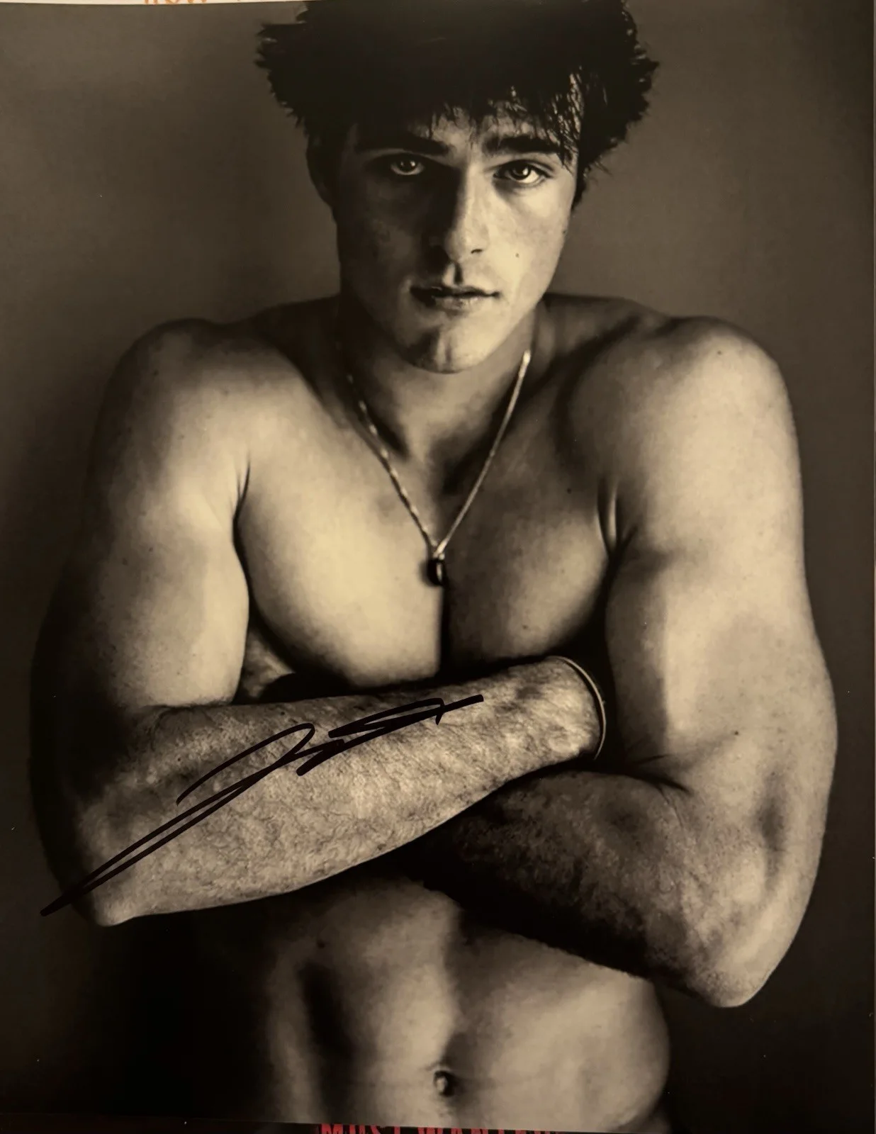 Jacob Elordi — Jacob Elordi , Signed Autograped 8x10 , Sexy , Male Model , Actor