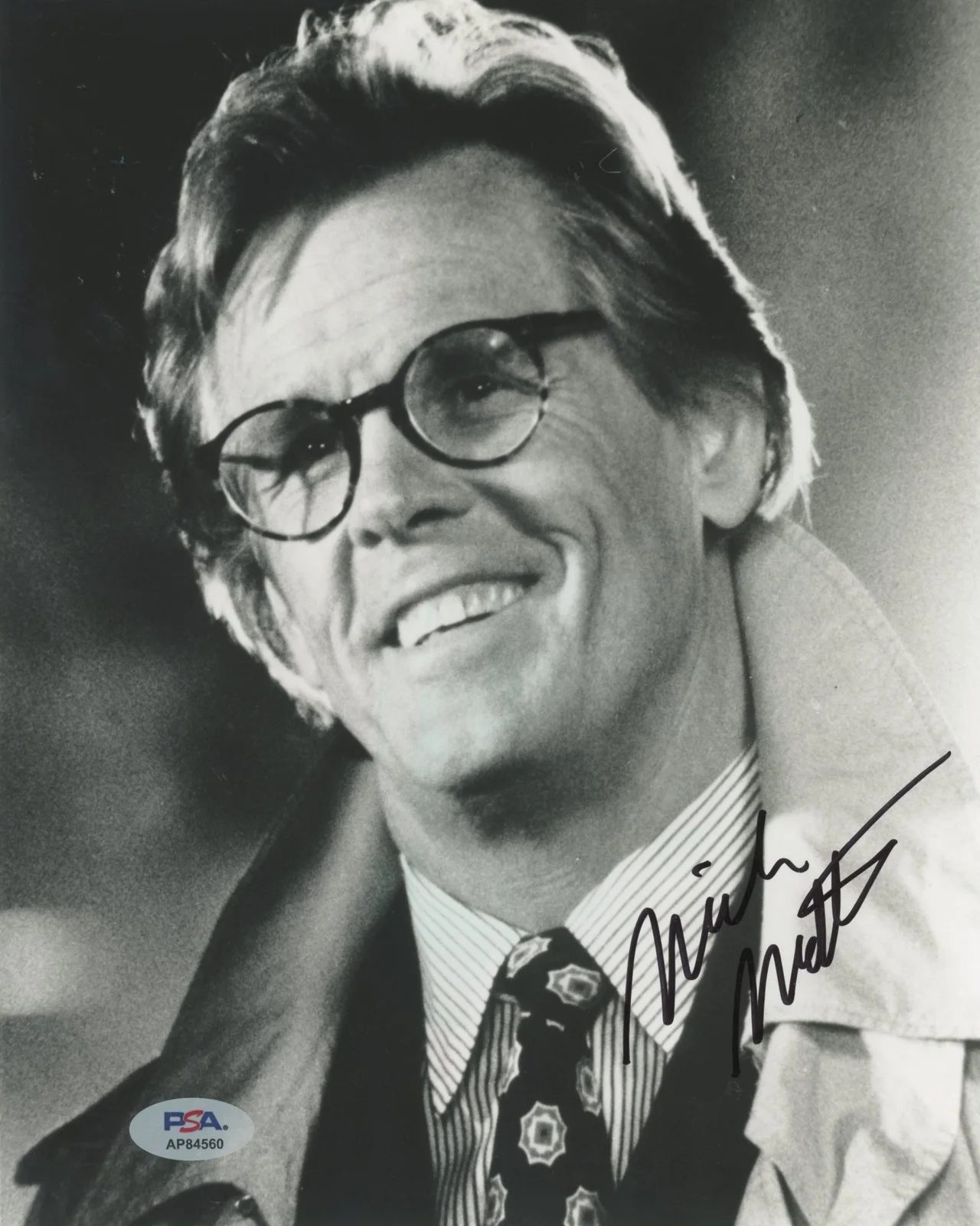 Nick Nolte — Nick Nolte I Love Trouble Authentic Signed 8x10 Vertical Photo PSA/DNA #AP84560