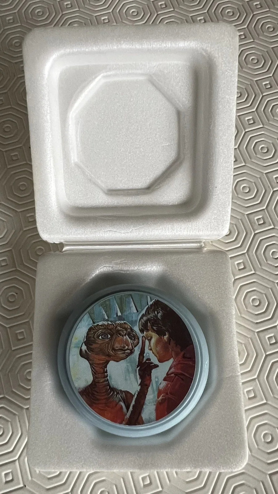 E.T. & ELLIOTT - RARE BOXED MOVIE COLLECTABLE VINTAGE AVON SOAP 1982/83, изображение 3