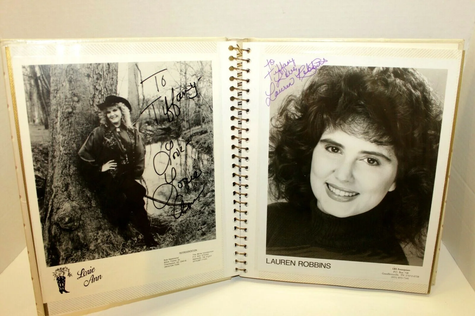 Vintage 1991 Country Music Fan Fair Signed Photos In Binder 15+ Robbins Dailey, изображение 2
