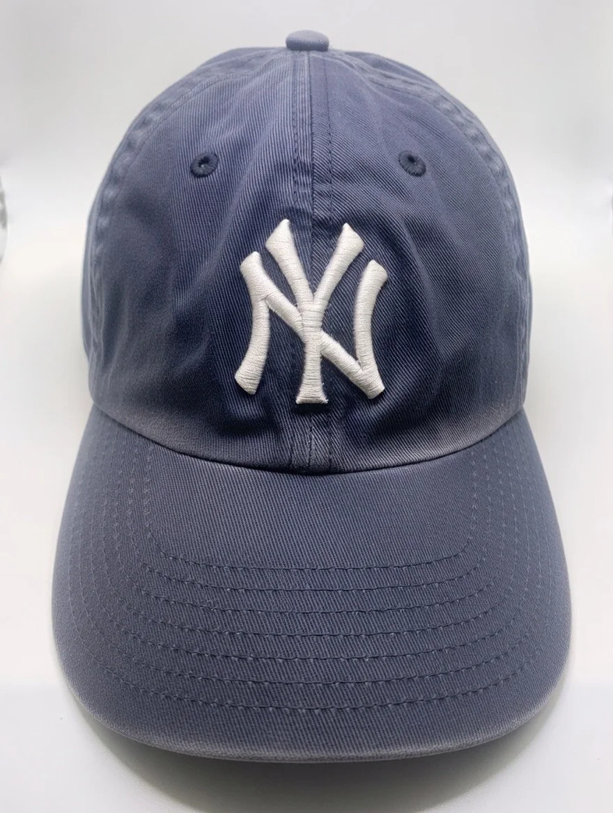 Goosebumps (2015) Screen Used Baseball Cap - Zach’s Dad (Kevin Harrison) + COA, изображение 2