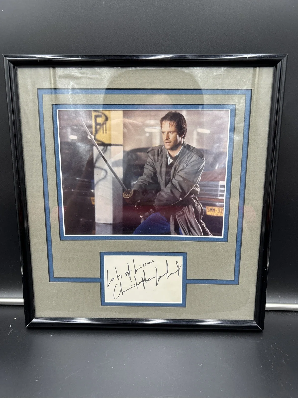 Christopher Lambert — Christopher Lambert Highlander Signature Framed and Matted Photo with COA, изображение 2