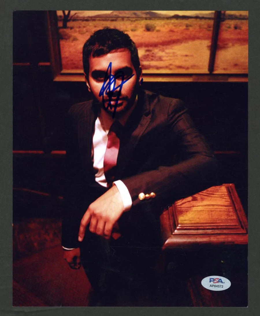 Aziz Ansari — Aziz Ansari SIGNED 8x10 Photo Master of None Bobs Burgers PSA/DNA AUTOGRAPHED