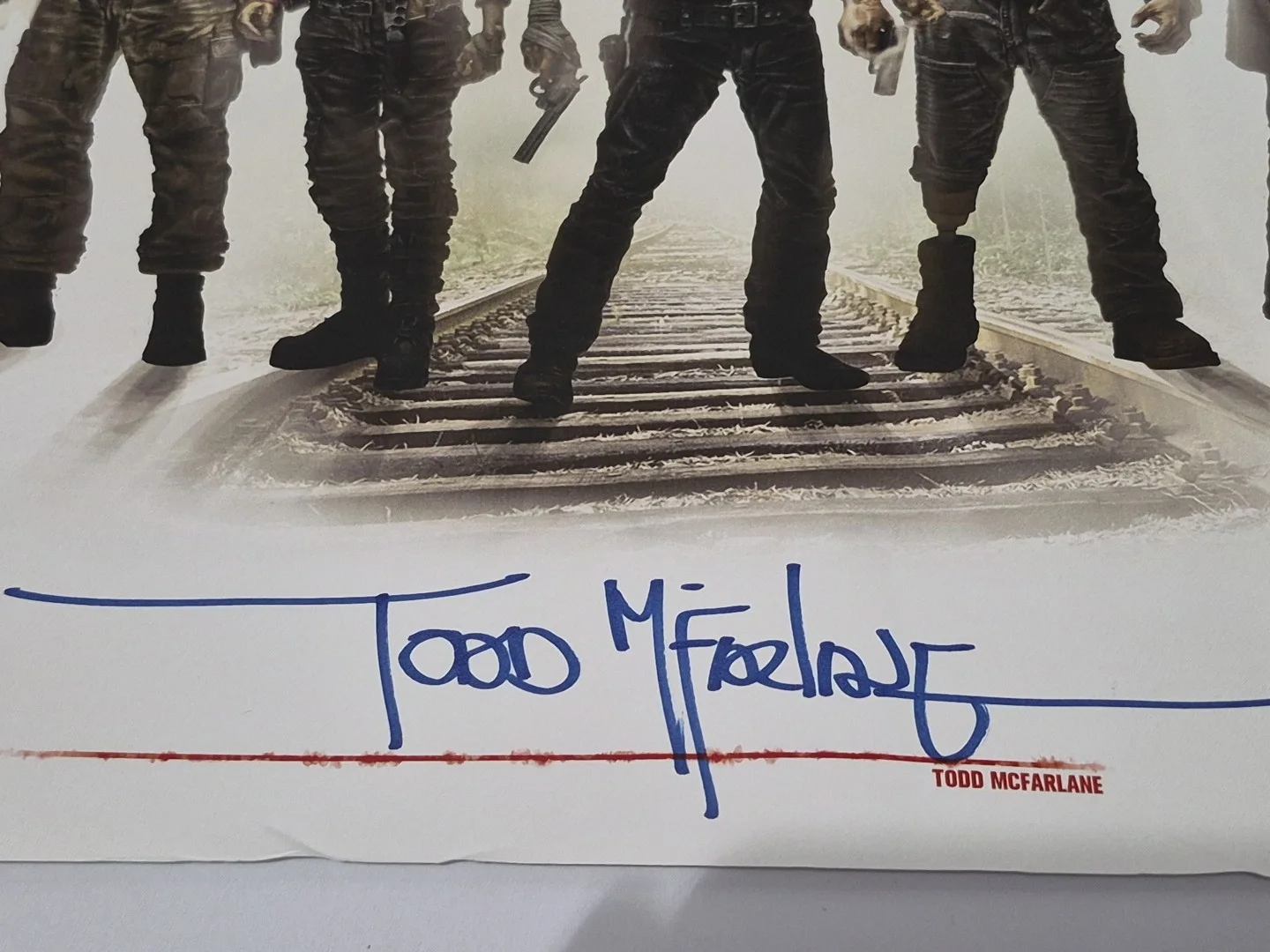 The Walking Dead Series 8 Poster 17in X 11in Signed By Todd McFarlane, изображение 2