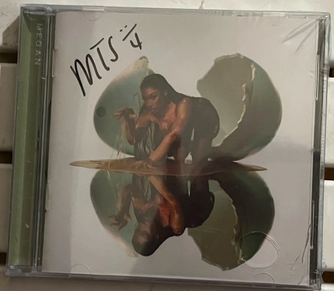 MEGAN THEE STALLION — Megan Thee Stallion White Edition SIGNED cd- IN HAND, image 2