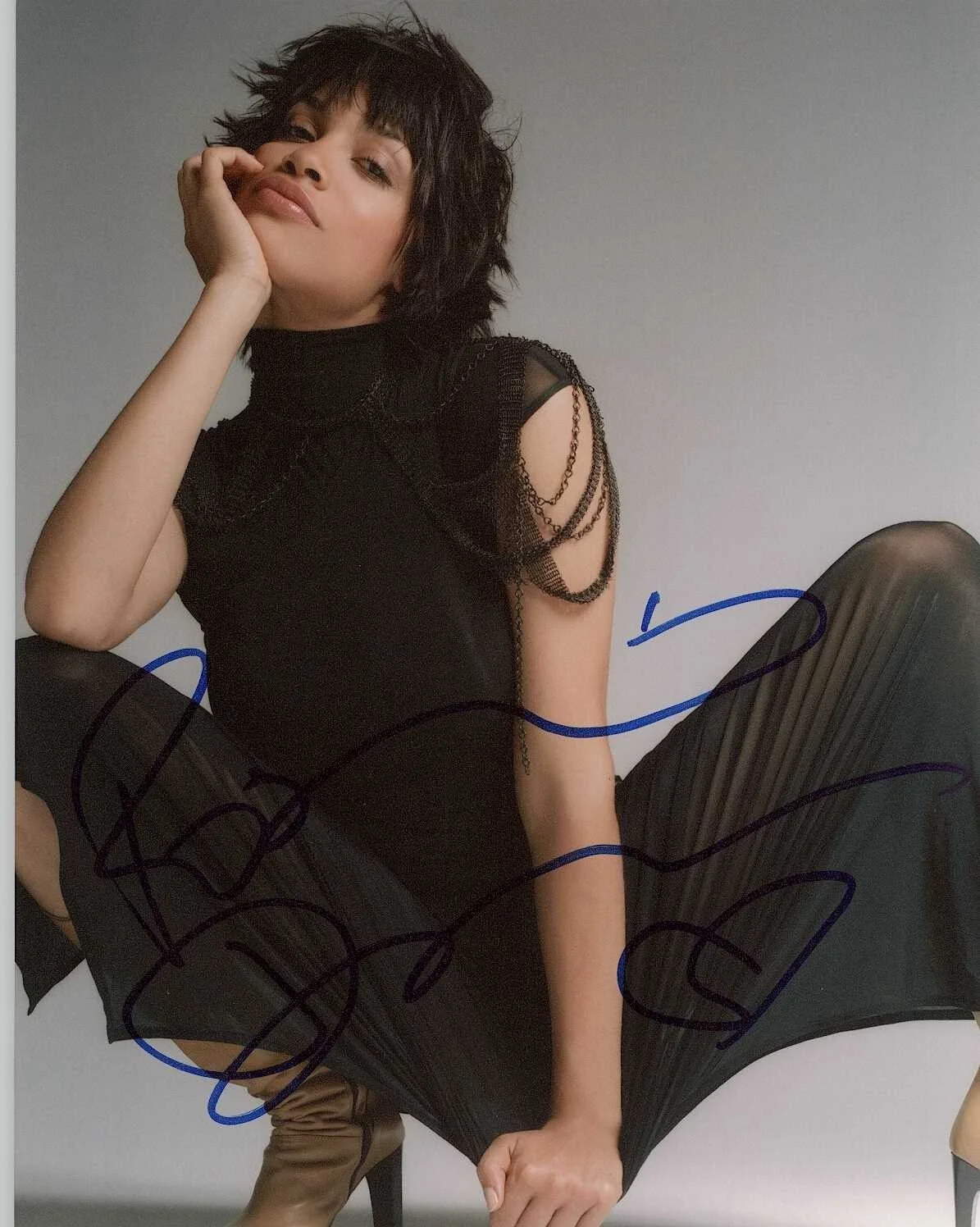 Rosario Dawson — Rosario Dawson Signed Autographed Color Glossy 8x10 Photo