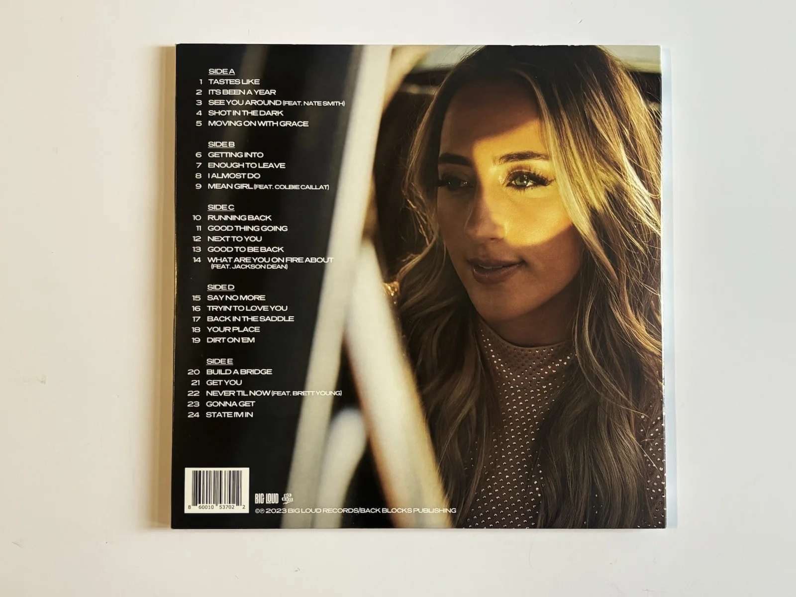 Ashley Cooke Signed Vinyl Shot In The Dark Autographed JSA Authentic Autographed, изображение 4