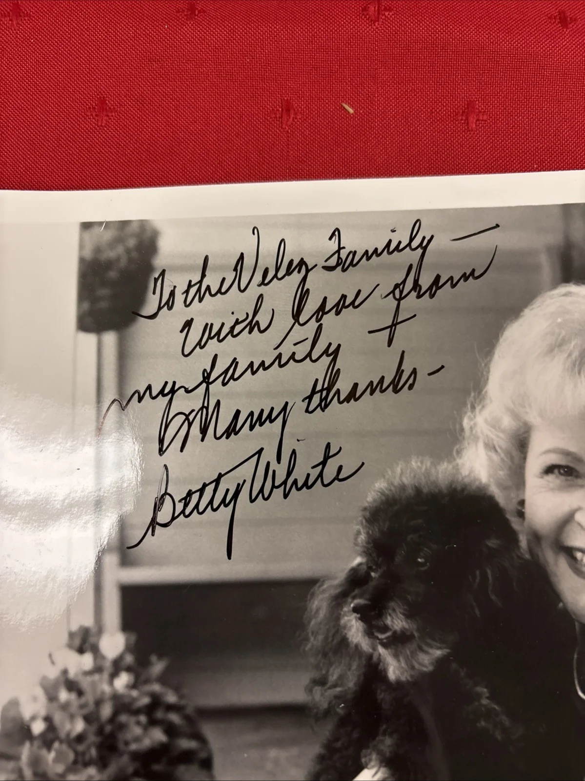 Betty White Signed 8x10 Photo (CAS Authenticated), image 2