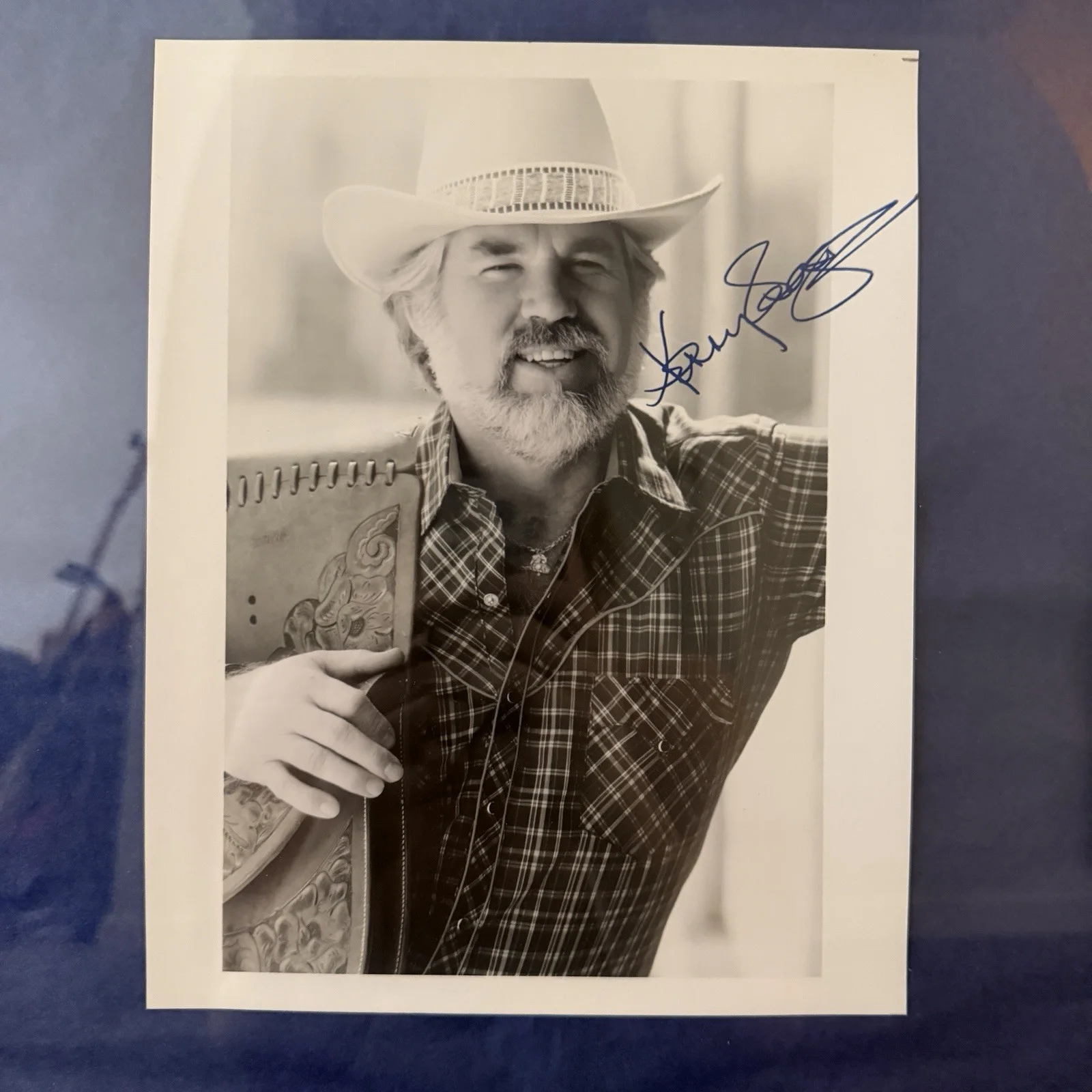 Kenny Rogers Signed 8x10 Framed Concert Display w/ 1988 Ticket +Photos Autograph, image 2