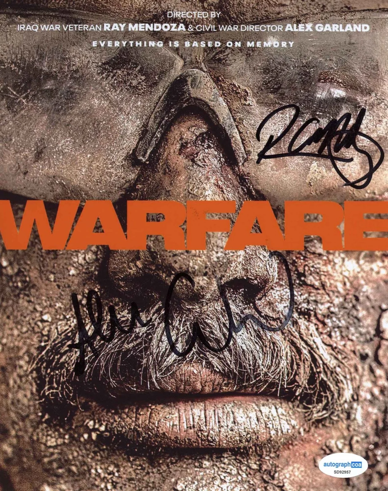 Alex Garland, Ray Mendoza — Alex Garland & Ray Mendoza signed "WARFARE" 8x10 Photo a Writers Directors ACOA, изображение 4