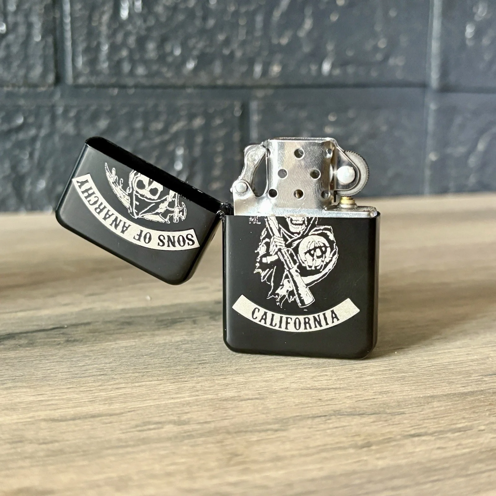 Sons of Anarchy Inspired Black Engraved Flip Lighter, image 4