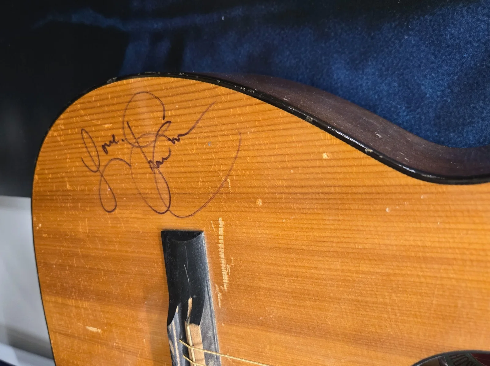Sara Evans Signed Full Size Guitar In Person Palace Theater, image 2
