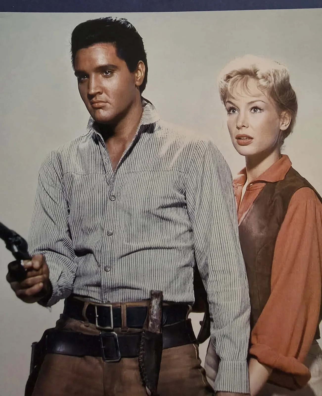 Barbara Eden — BARBARA EDEN AUTOGRAPHED SIGNED FLAMING STAR ELVIS 8x10 PHOTO AUTOGRAPH COA, image 4
