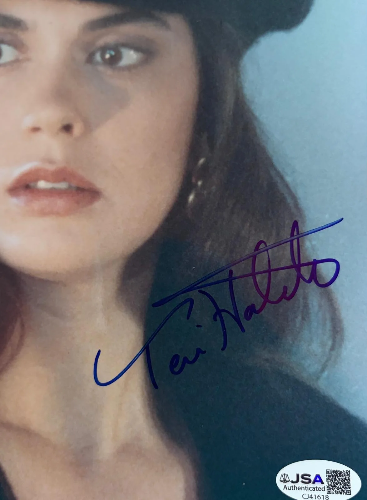 Tei Hatcher — TERI HATCHER SIGNED 8X10 PHOTO LOIS & CLARK THE NEW ADVENTURES OF SUPERMAN JSA B, изображение 2