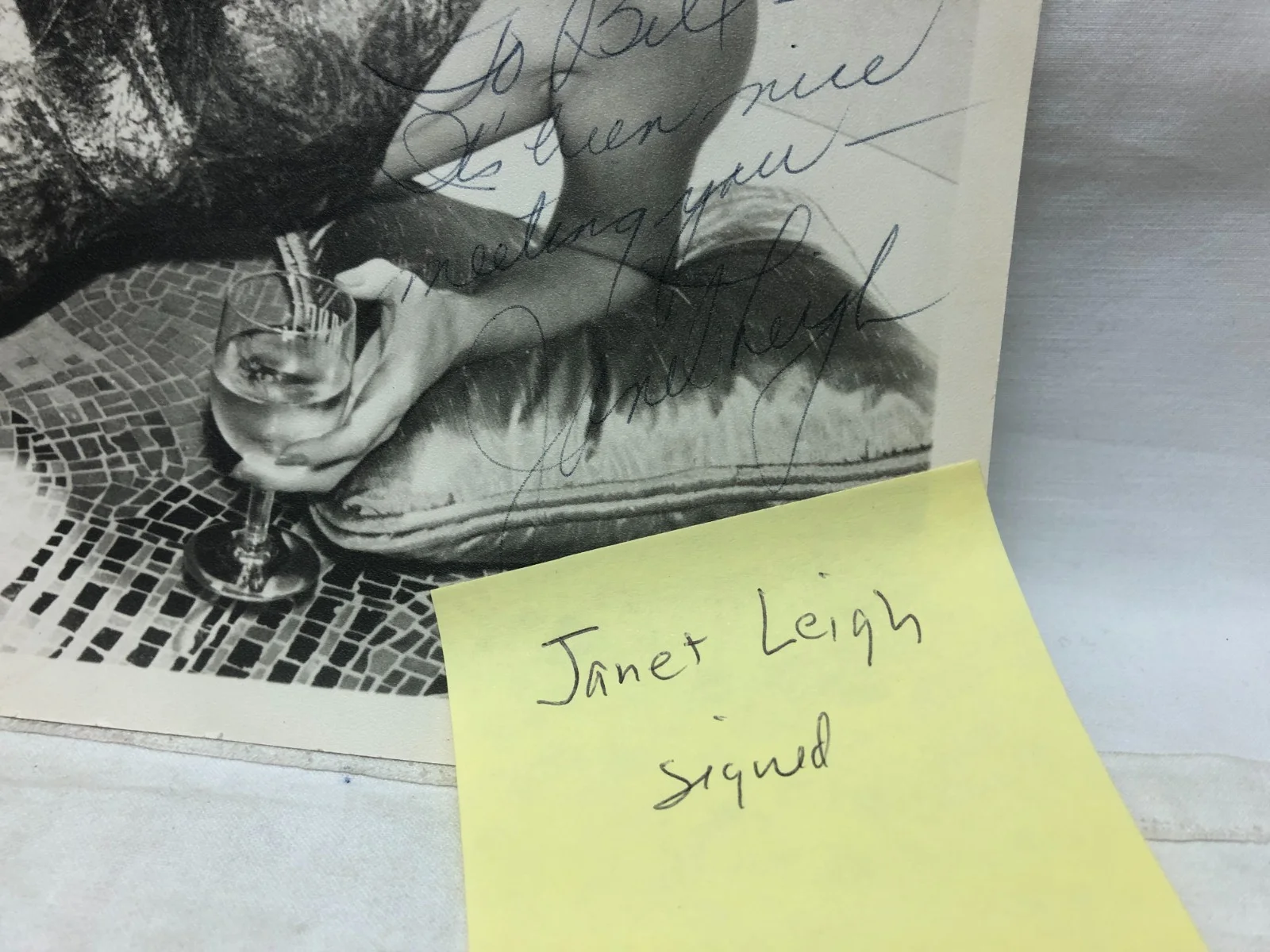 Vintage Janet Leigh Signed Photograph Black and White, изображение 4