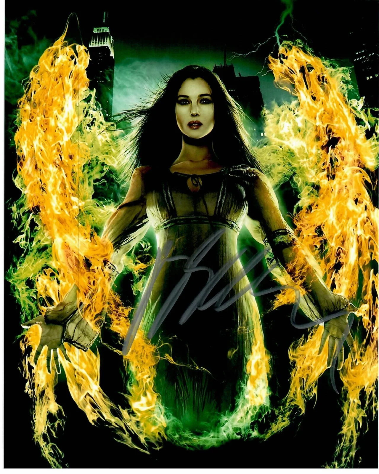 Monica Bellucci — Monica Bellucci Sorcerer's Apprentice Movie Actress Signed 8 x 10 Photo COA TTM