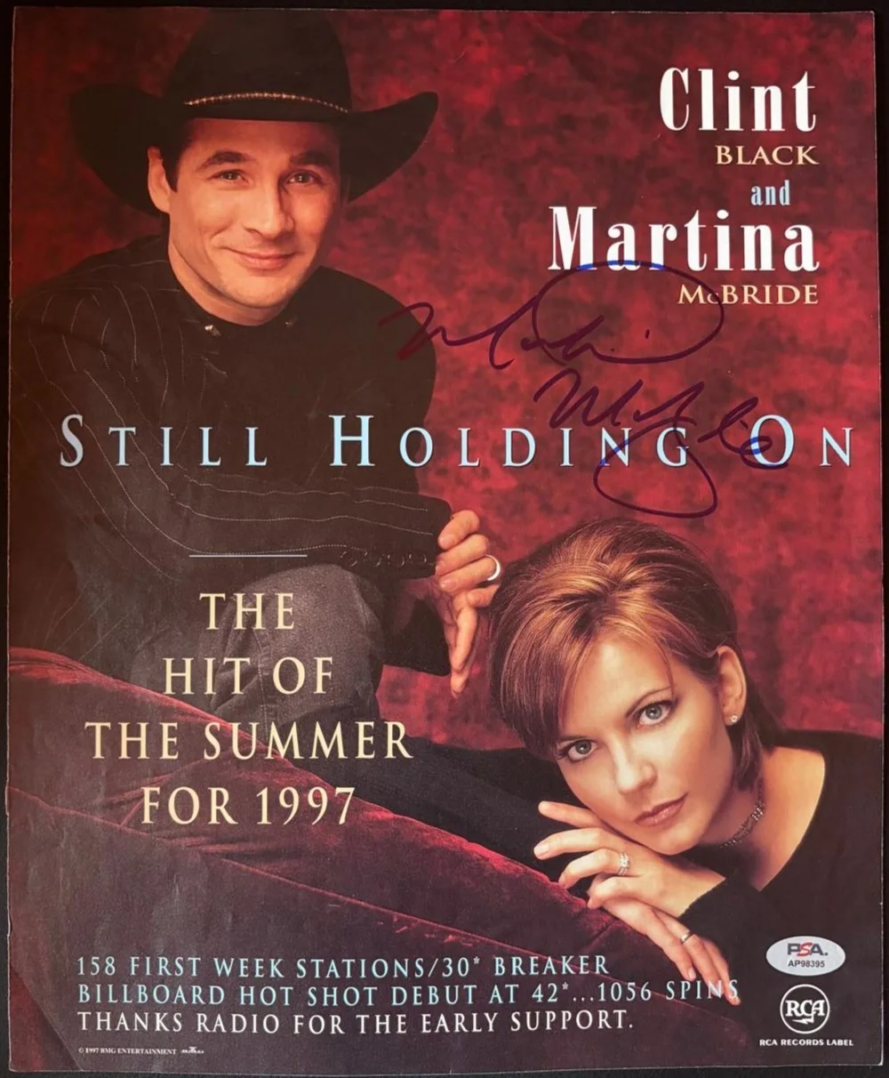 Martina Mcbride — MARTINA MCBRIDE SIGNED AUTOGRAPHED 11X14 MAGAZINE PAGE STILL HOLDING ON PSA COA