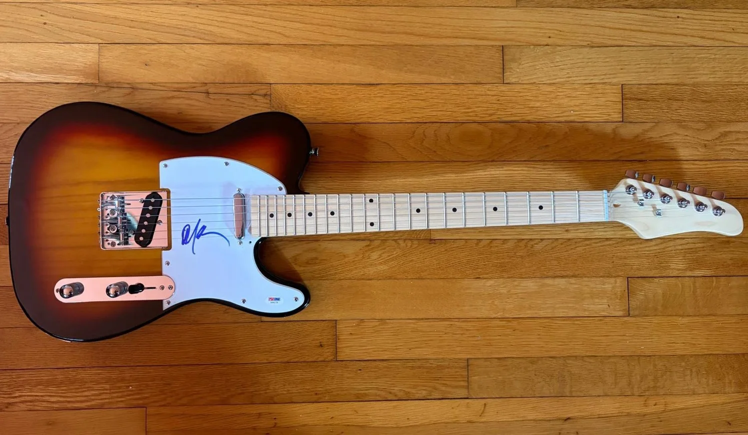 Willie Nelson — WILLIE NELSON SIGNED AUTOGRAPHED TELECASTER GUITAR ON THE ROAD AGAIN CRAZY PSA A, image 2