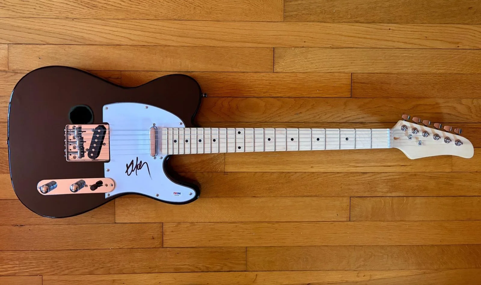 Willie Nelson — WILLIE NELSON SIGNED AUTOGRAPHED TELECASTER GUITAR ON THE ROAD AGAIN CRAZY PSA B, image 2