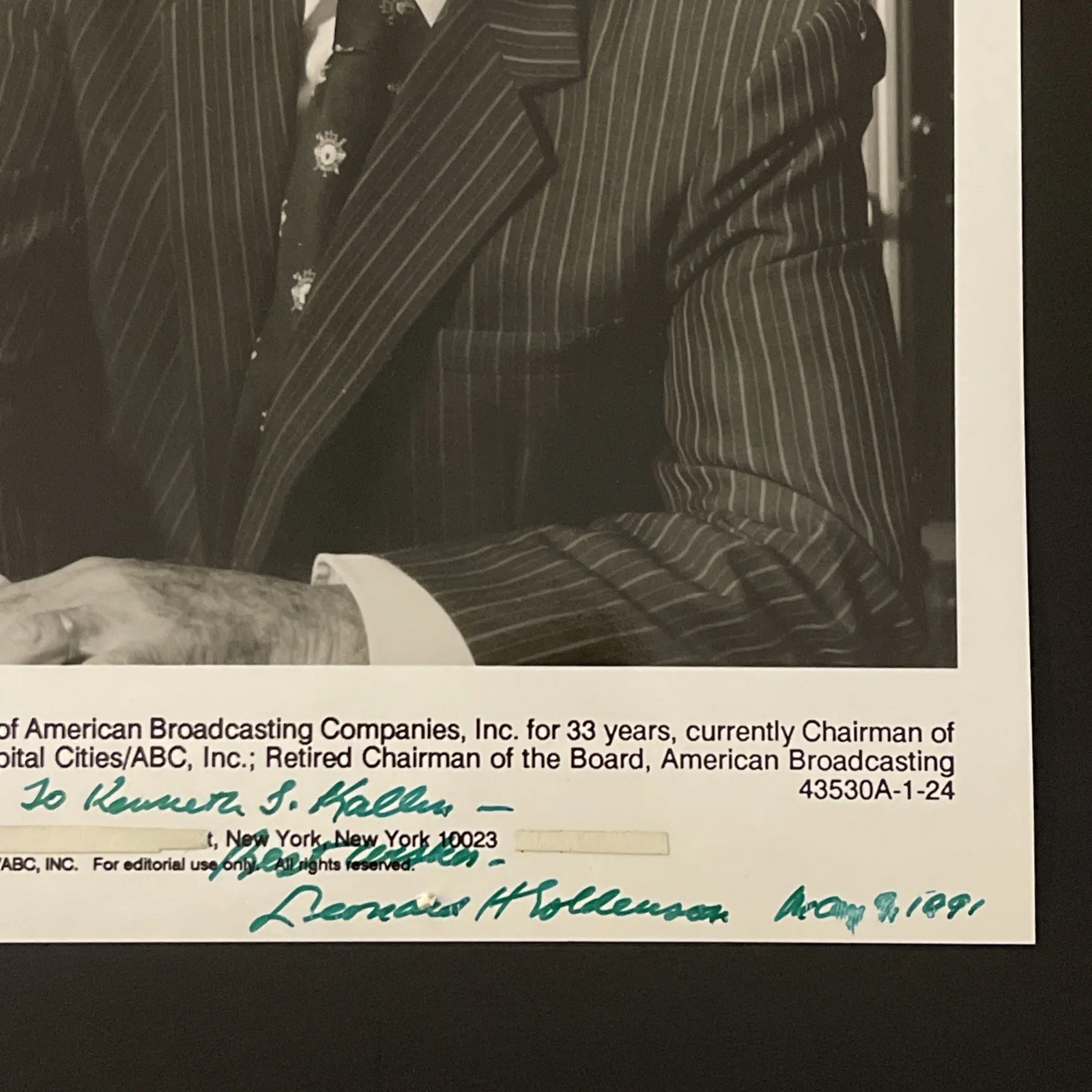 LEONARD GOLDENSON Chief Executive ABC: Hand Signed Celebrity Photo 8 x 10” /KSK, изображение 2