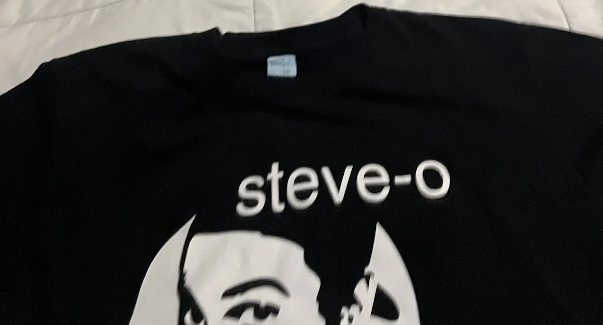 Steve-O — Signed Autographed Steve-O ~ T-SHIRT Size L ~ Jackass, image 2