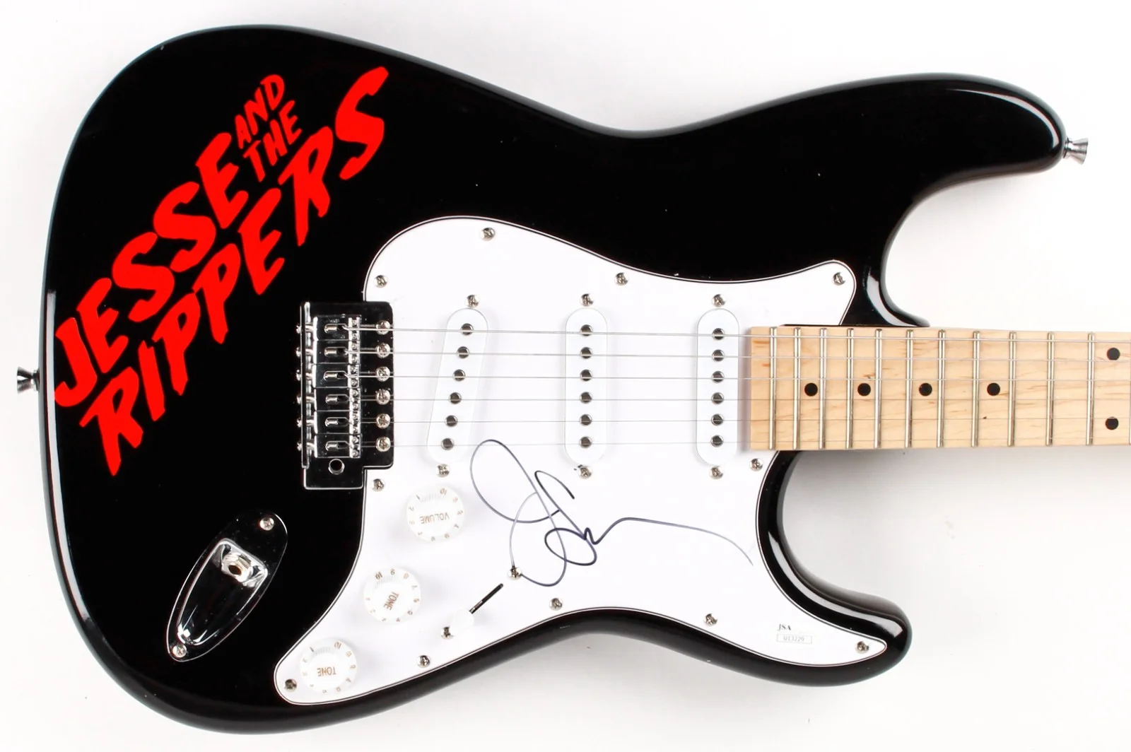 JOHN STAMOS SIGNED "JESSE AND THE RIPPERS" FULL SIZE ELECTRIC GUITAR + JSA AUTO, изображение 2