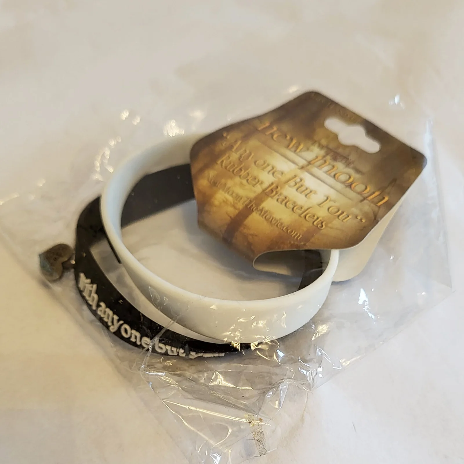 Twilight NECA Bracelet Set New Moon – “I’d Rather Die…” + Edward Charm - Sealed, изображение 3