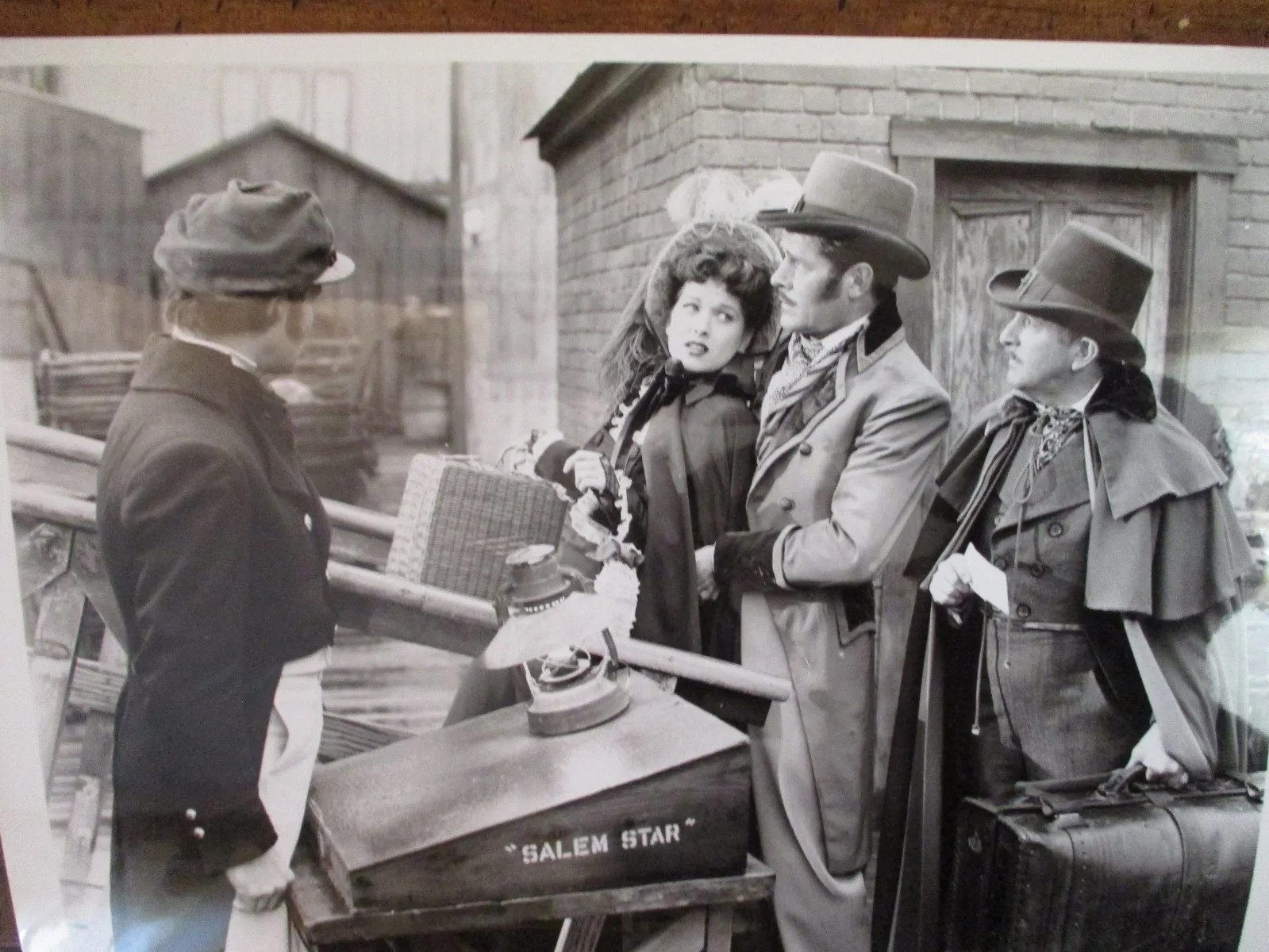 Donald Woods/Lenore Aubert/Stefan Schnabel(BARBARY PIRATE)1965 10 x 8 B&W Photo, image 2