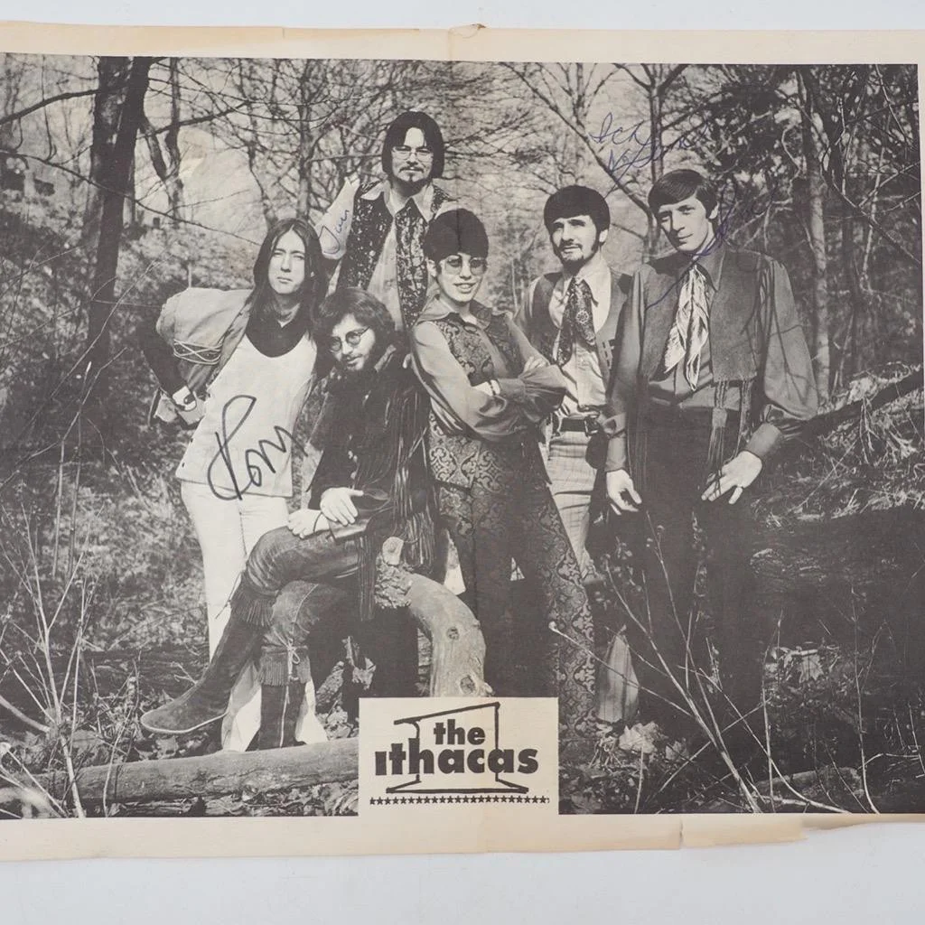 The Ithacas Band 8x10 Promotional Photograph Signed, изображение 2