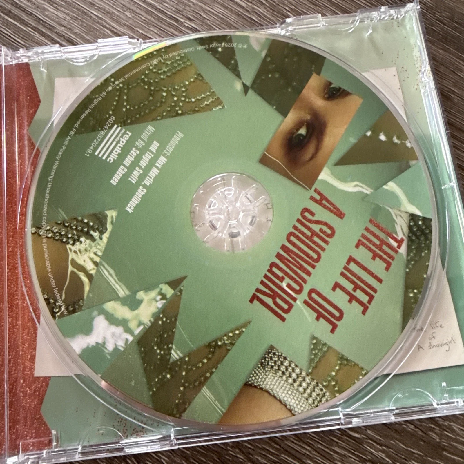 SIGNED Taylor Swift The Life Of A Showgirl Photo and CD, image 4