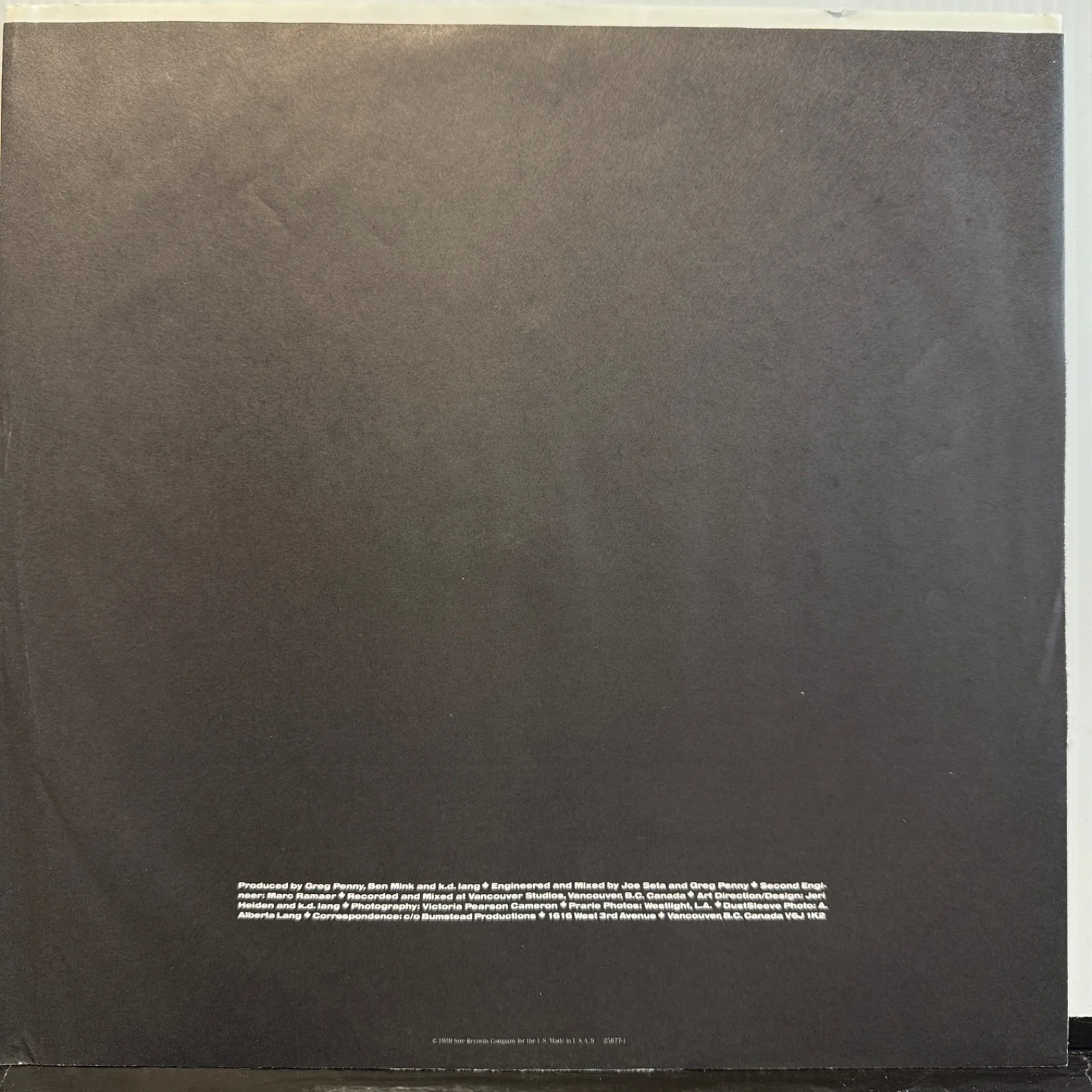K.D. LANG "Absolute Torch And Twang" AUTOGRAPHED USA vinyl album SIRE 1-25877 NM, изображение 5