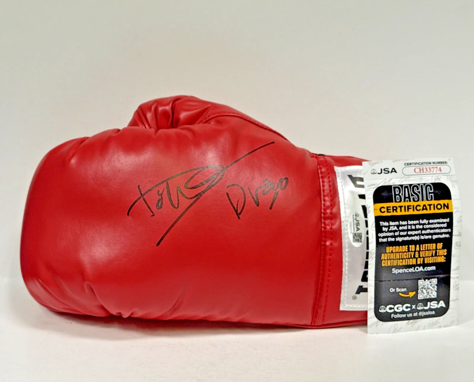 Dolph Lundgren — Dolph Lundgren Signed LH Red Everlast Boxing Glove 'Drago' JSA CH33774, изображение 2