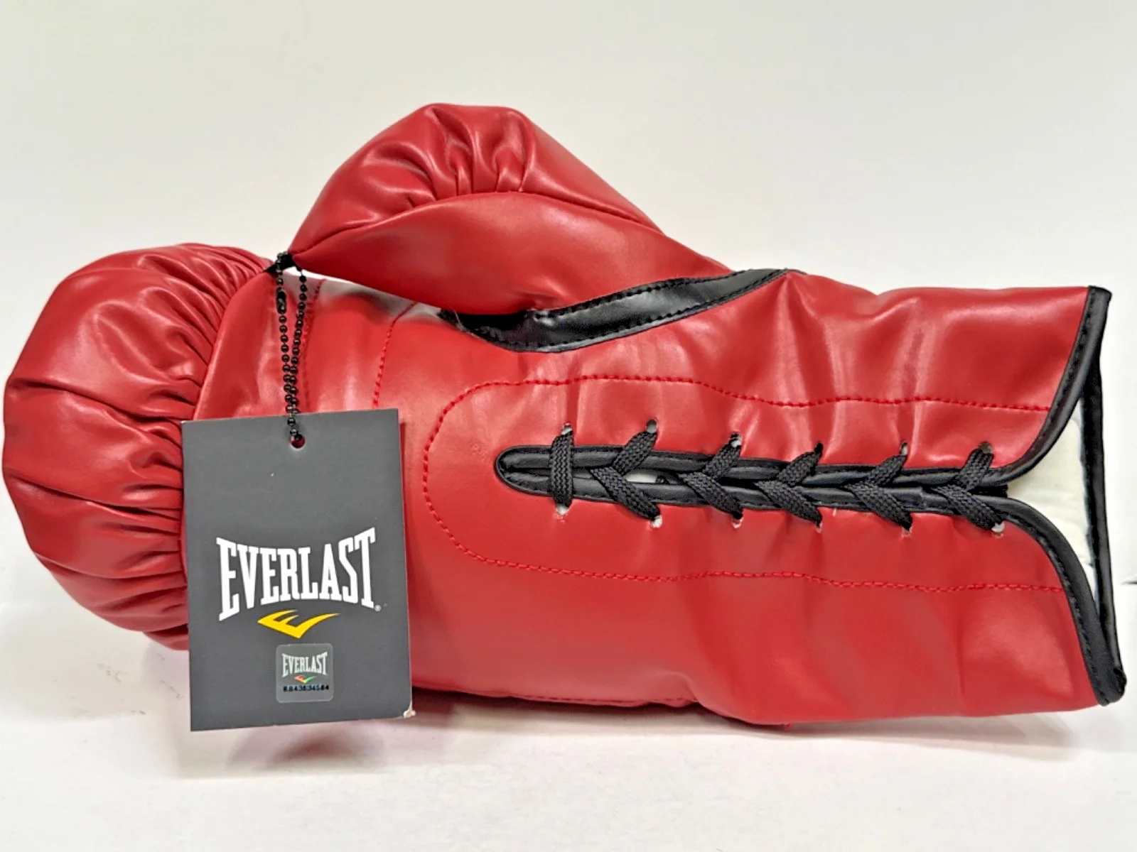 Dolph Lundgren — Dolph Lundgren Signed RH Red Everlast Boxing Glove 'Drago' JSA CH33778, изображение 3